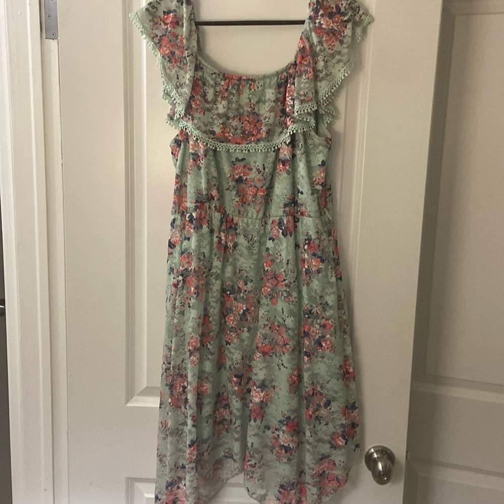 XXL No Boundaries light green/flower dress